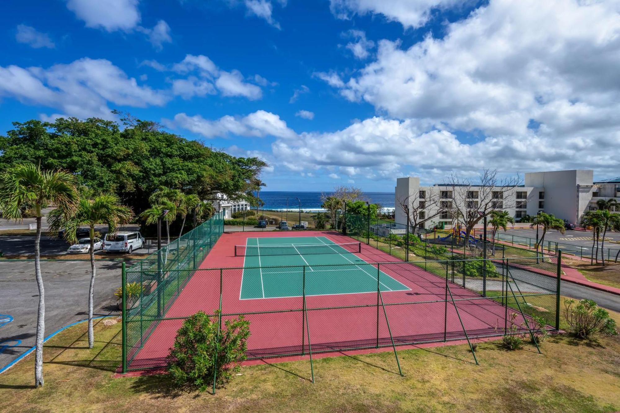 Hilton Guam Resort & Spa Tumon Eksteriør billede